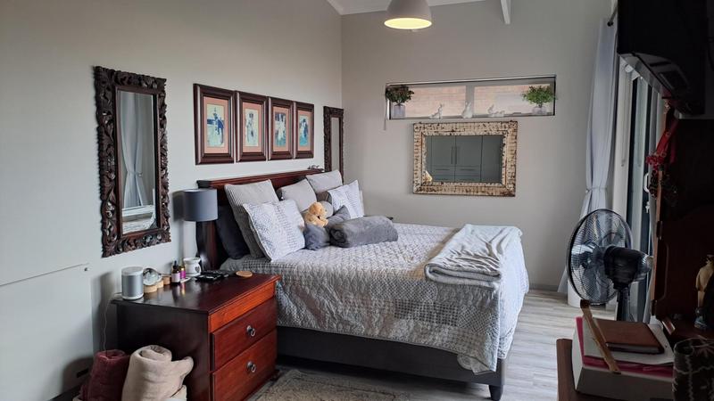 4 Bedroom Property for Sale in Jongensfontein Western Cape